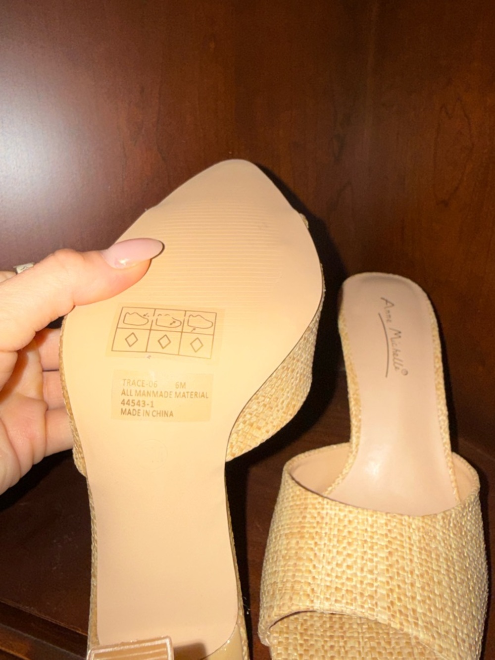 Fashion Nova Open Toe Sand Heel - Picture 6 of 6